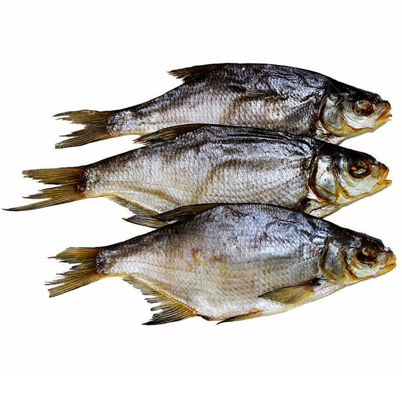 Рыба Лещ срений  вяленный